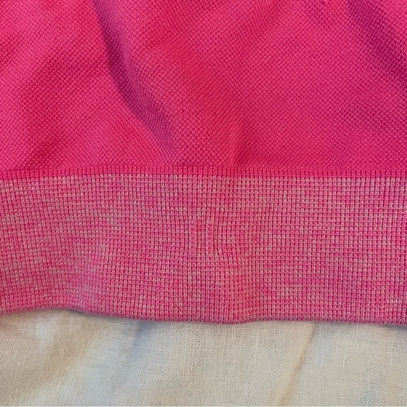 Victoria’s Secret XS sports Bra Top Neon Pink - Picture 3 of 5